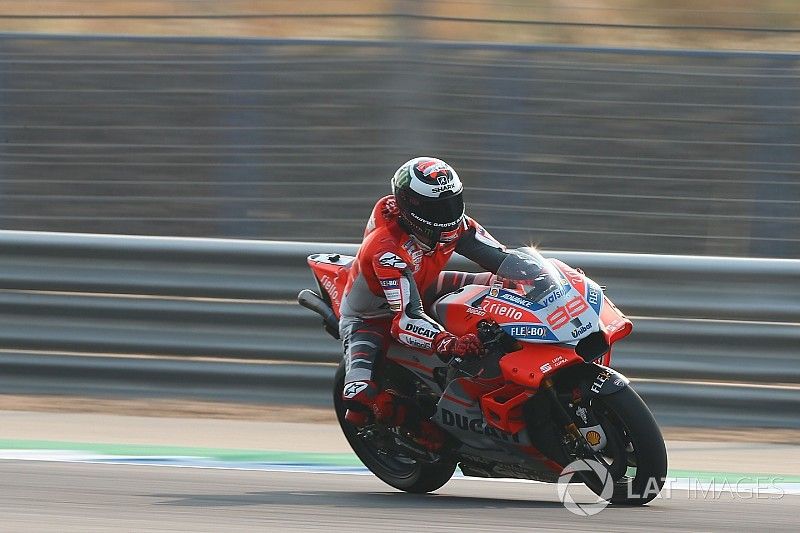 Lorenzo still not "comfortable" on Ducati GP18