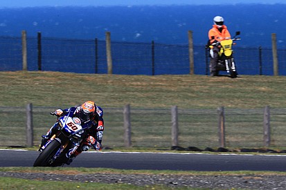 Van der Mark begint solide aan seizoensopener op Phillip Island