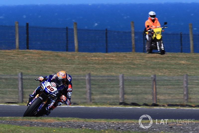 Van der Mark begint solide aan seizoensopener op Phillip Island