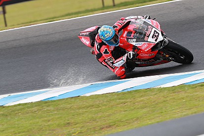 Melandri verslaat Kawasaki, Van der Mark P9 in seizoensopener