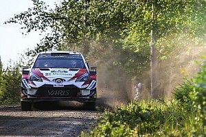 WRC Finlandiya: Tanak lider, Neuville geriye düştü