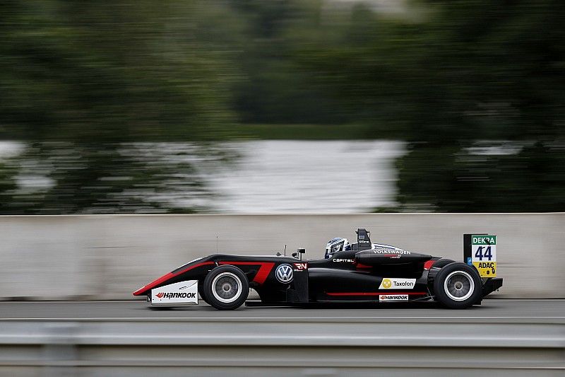 Juri Vips gana la segunda manga en Norisring, con Palou 4º