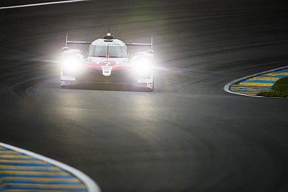 Toyota на 4 секунды опередила частников LMP1 на разминке