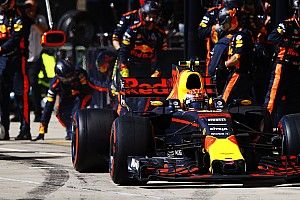 Хорнер предсказал увеличение числа пит-стопов с новыми шинами Pirelli