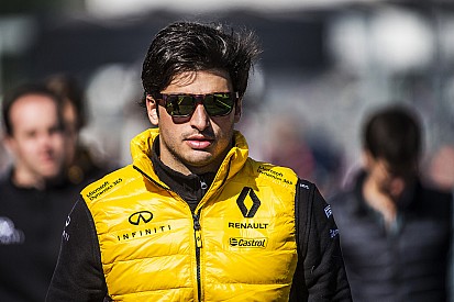 Sainz wil in toekomst in voetsporen van zijn vader treden