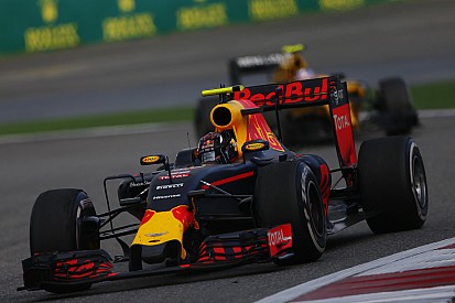 Chefe da Red Bull diz que Kvyat nunca “superou” rebaixamento