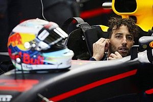 Livre, Ricciardo não tem pressa para negociar futuro
