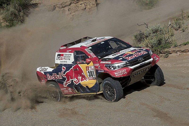 #301 Toyota Gazoo Racing Toyota: Nasser Al-Attiyah, Mathieu Baumel