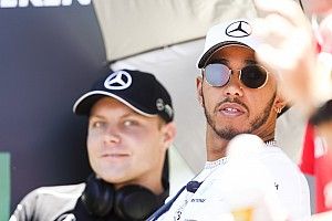 Hamilton punge Bottas: "Non so perché non sia riuscito a vincere oggi"