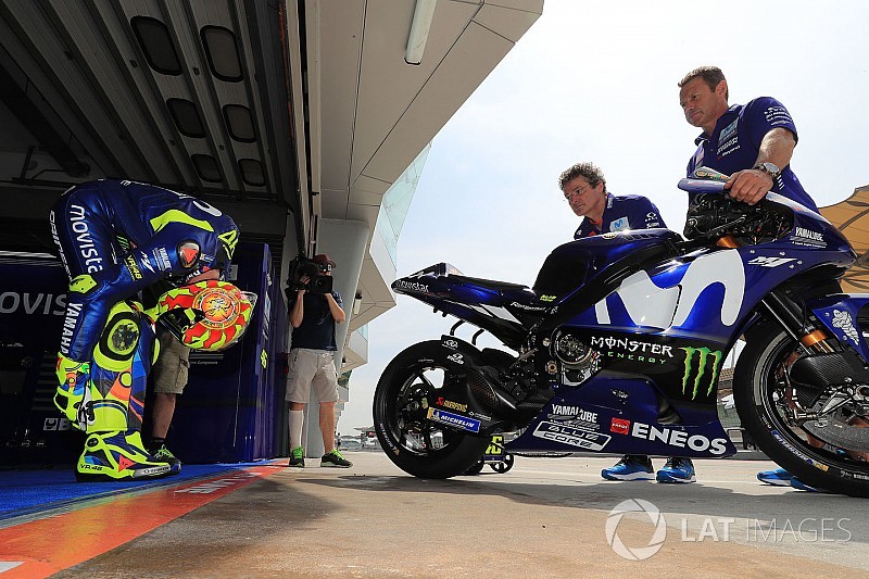 El fantasma de la falta de agarre reaparece en Yamaha