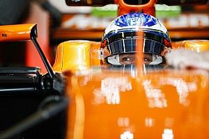 Alonso prevê McLaren lutando por pódios em 2018