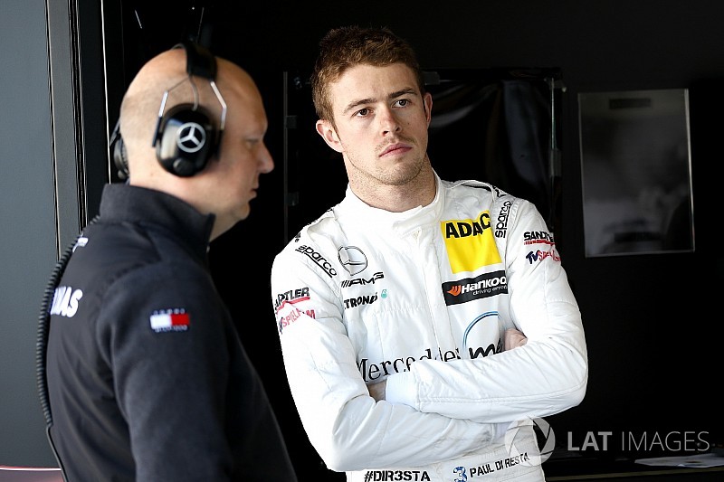 DTM Hungaroring: Auer helpt Di Resta aan zege, Frijns zevende