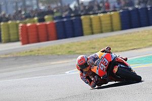 Márquez lideró el warm up y Zarco tuvo una caída