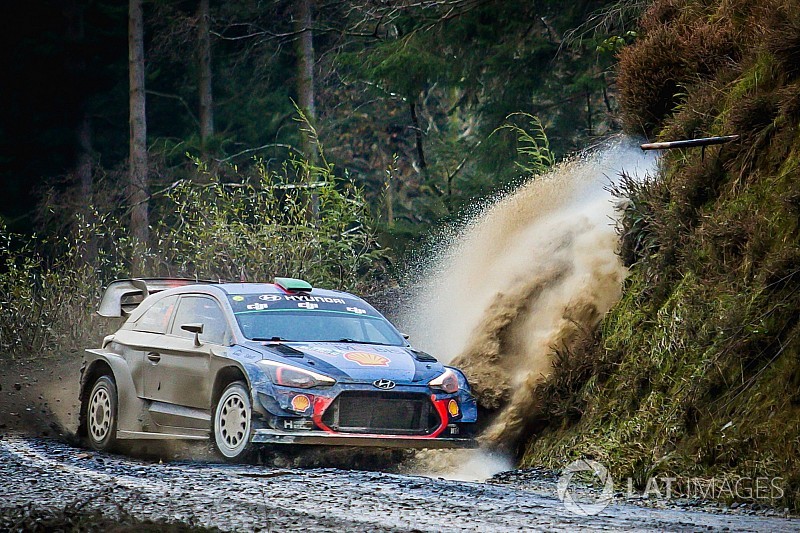 Paddon y Sordo compartirán el tercer Hyundai en 2018