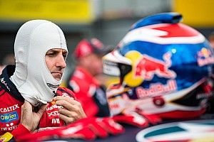 Whincup extends Triple Eight contract