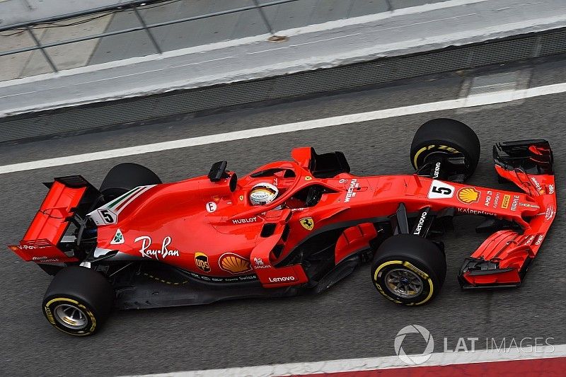 Snelste man Vettel kijkt niet naar tijden: “Dat is zinloos”