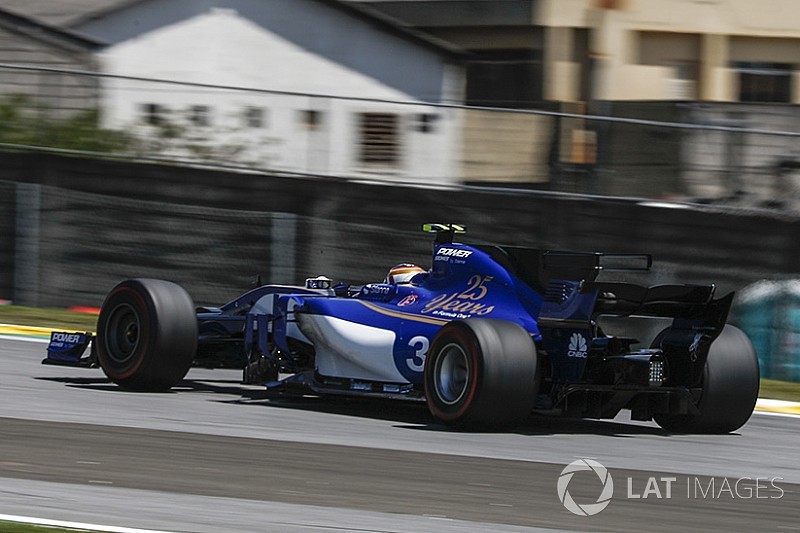 Wehrlein in pista in Brasile con una Sauber modificata