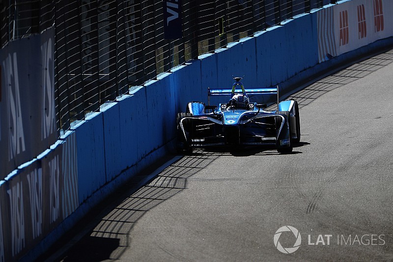 Beide Renault in der Wand: Kritik an Nicolas Prost wächst