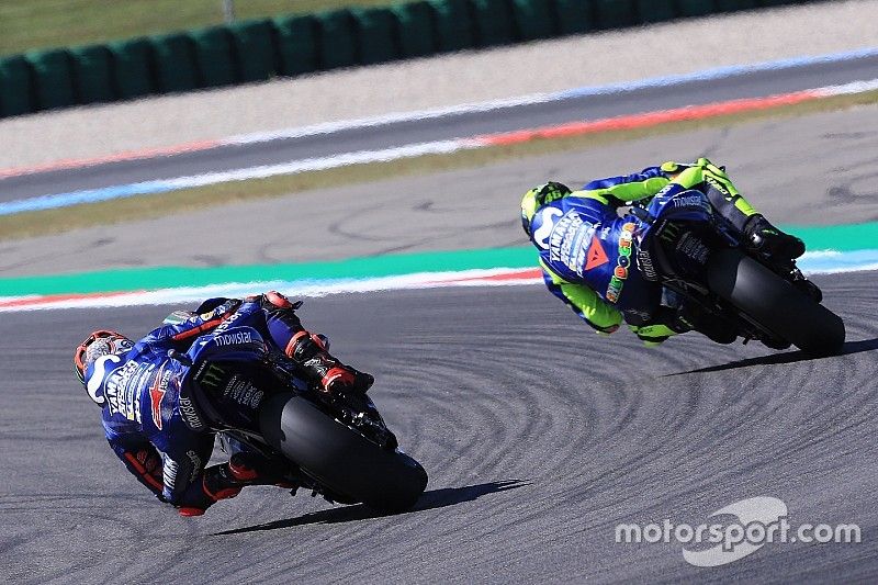 Vinales sucht Gründe für die Krise: Hört Yamaha zu sehr auf Valentino Rossi?