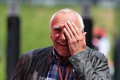 Mateschitz: Mercedes ve Ferrari, daha hızlı oluruz diye bize motor vermedi