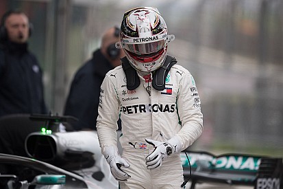 Hamilton reconoce que su rendimiento en China fue "un desastre"