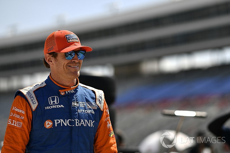 McLaren a approché Scott Dixon