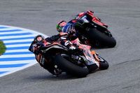 Los pilotos de MotoGP advierten por "las trampas de humedad" de Jerez