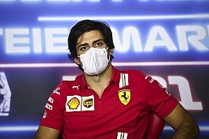 Sainz: "Ferrari'nin lastik sorunları, geçmişe dayanıyor"