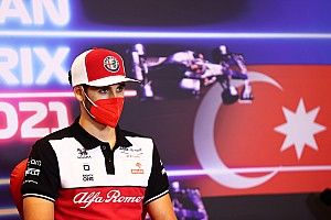 Amikor Toto Wolff Mercedes-ülést ajánlott Giovinazzinak
