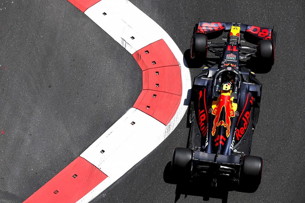 F1アゼルバイジャンFP2:ペレス首位でレッドブル・ホンダがワンツー。角田10番手、メルセデスは下位に