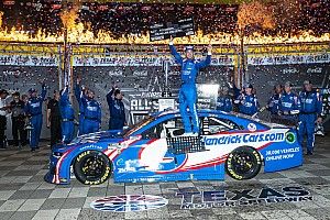 Kyle Larson holds off Keselowski for $1 million All-Star win