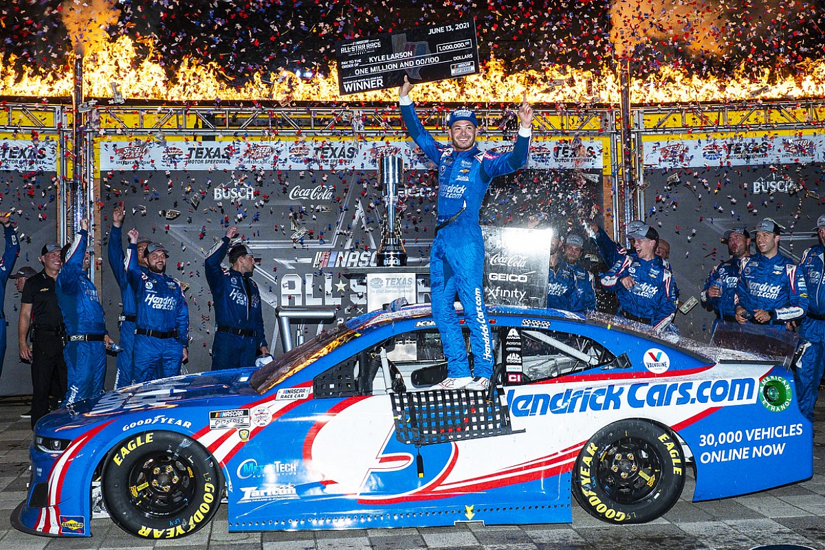 NASCAR All-Star-Race: Kyle Larson triumphiert bei heißer Texas-Premiere