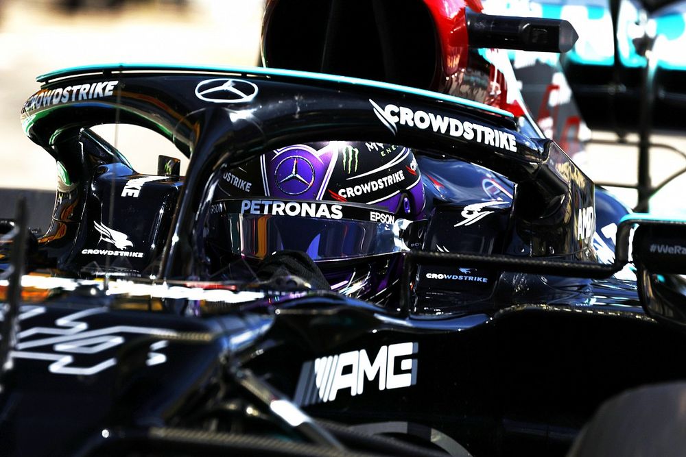Hamilton targets damage limitation, predicts "easy cruise win" for Verstappen