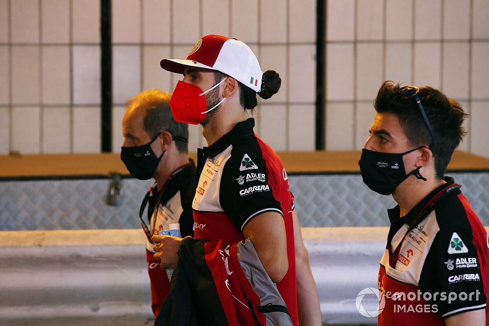 Antonio Giovinazzi, Alfa Romeo Racing, walks the track with team mates