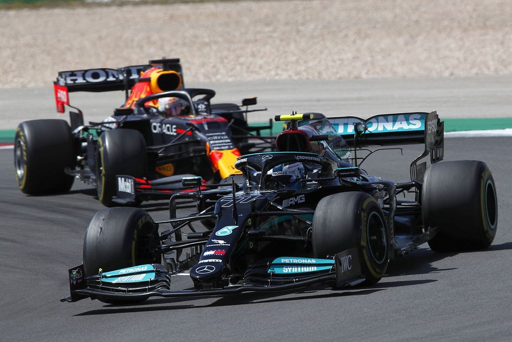 Valtteri Bottas, Mercedes W12, Max Verstappen, Red Bull Racing RB16B