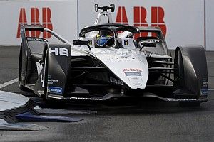 Stuck switch cost Mortara full-power lap in New York qualifying