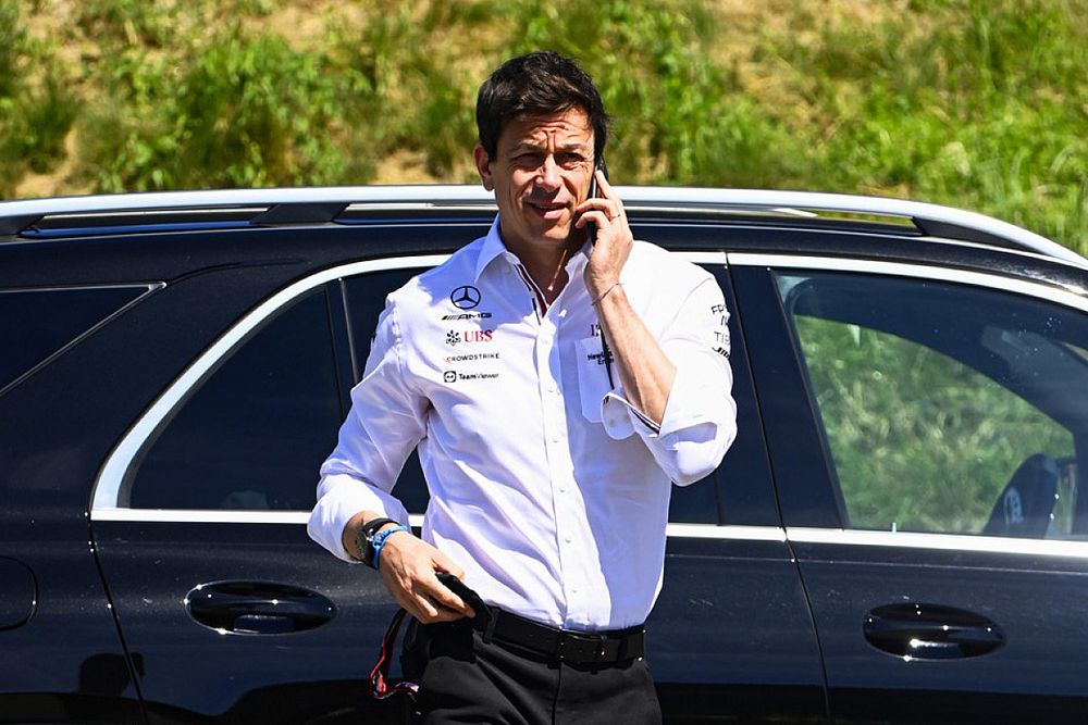 Wolff, Ferrari otomobil koleksiyonunu satılığa çıkaracak