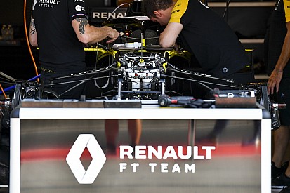 Fotos: los detalles de los coches de F1 actualizados para Hungría
