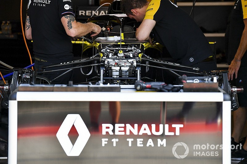 Fotos: los detalles de los coches de F1 actualizados para Hungría