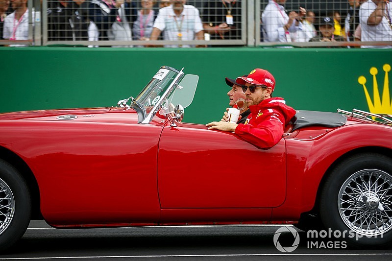 Horner: Vettel'le görüşmüyoruz çünkü 2020 için sözleşmesi var