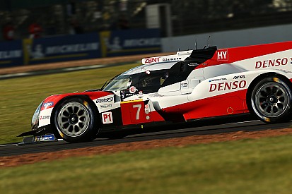 Toyota se lleva la pole en Silverstone; Molina, 2º en GTE Pro