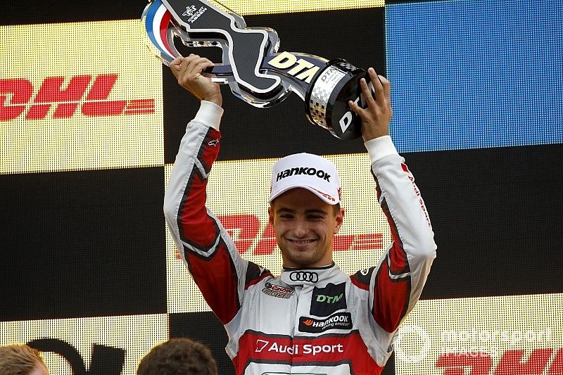 Podium: le deuxième Nico Müller, Audi Sport Team Abt Sportsline