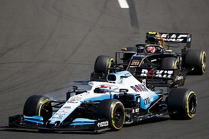 Russell: Williams musi być bardziej otwarty na różne pomysły
