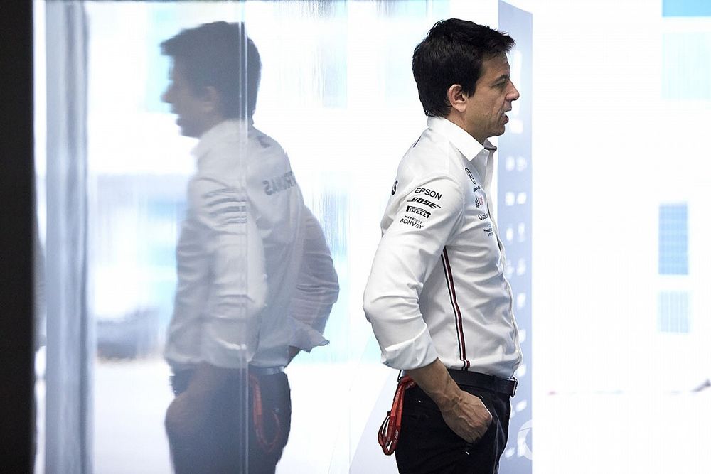 Wolff nagyon nem örül a lassú Mercedesnek Mexikóban