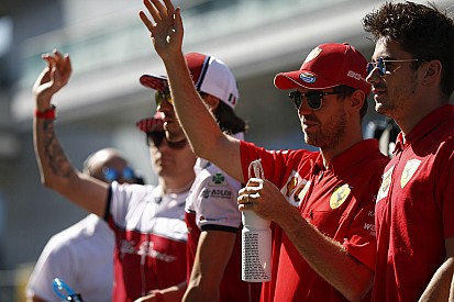 Villeneuve szerint Vettelnek jövőre nem lesz esélye Leclerc ellen
