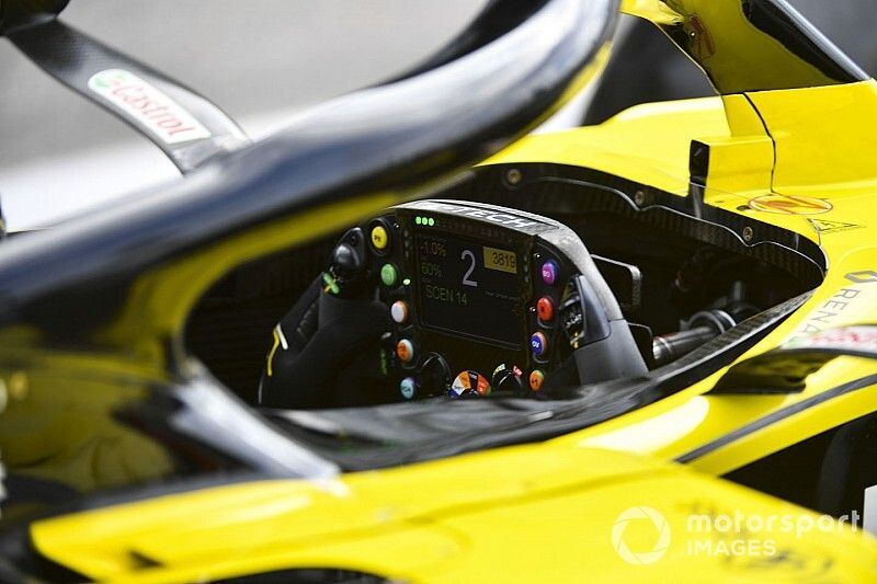 FIA, protesto üzerine Renault'nun ECU'suna ve direksiyonuna el koydu!