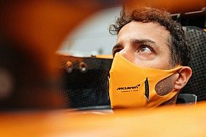 Ricciardo at "the limit" for McLaren F1 cockpit
