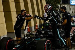 Russell appuie toujours sur de mauvais boutons dans la Mercedes