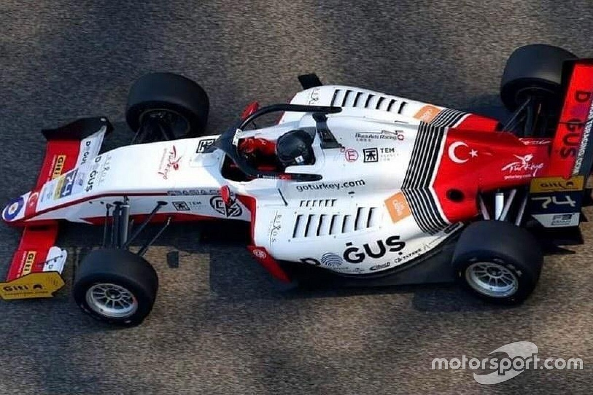 F3 Asya Dubai 3. yarış: Chovet kazandı, Cem şanssızlık yaşadı