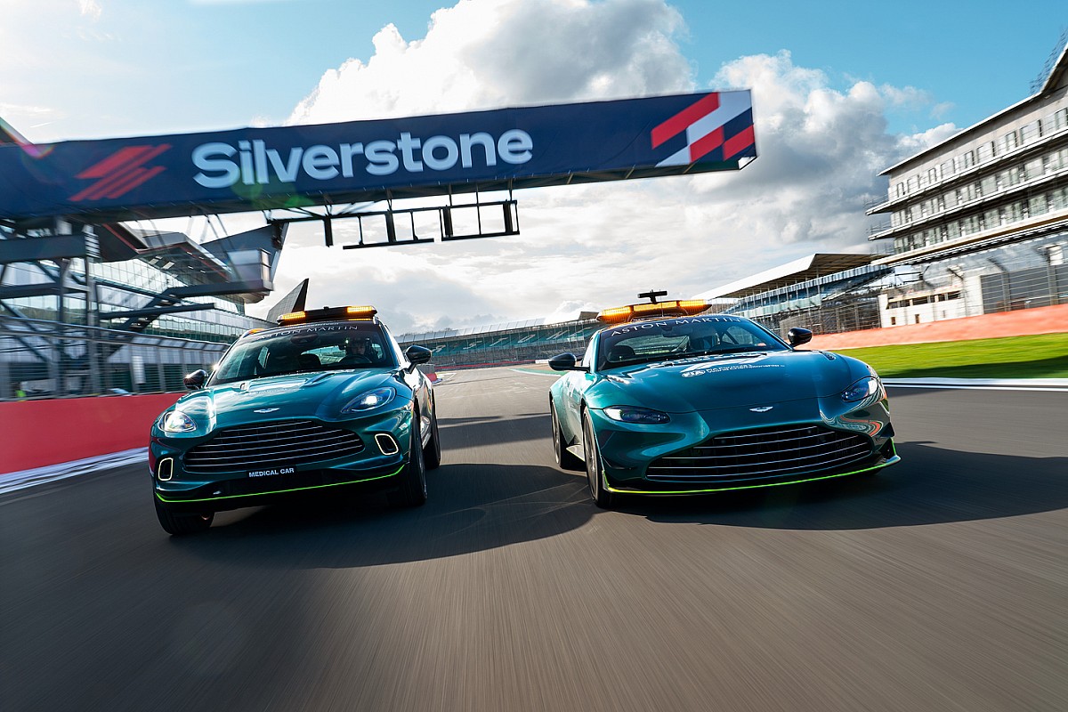 Aston Martin Luncurkan Safety Car dan Mobil Medis F1 2021